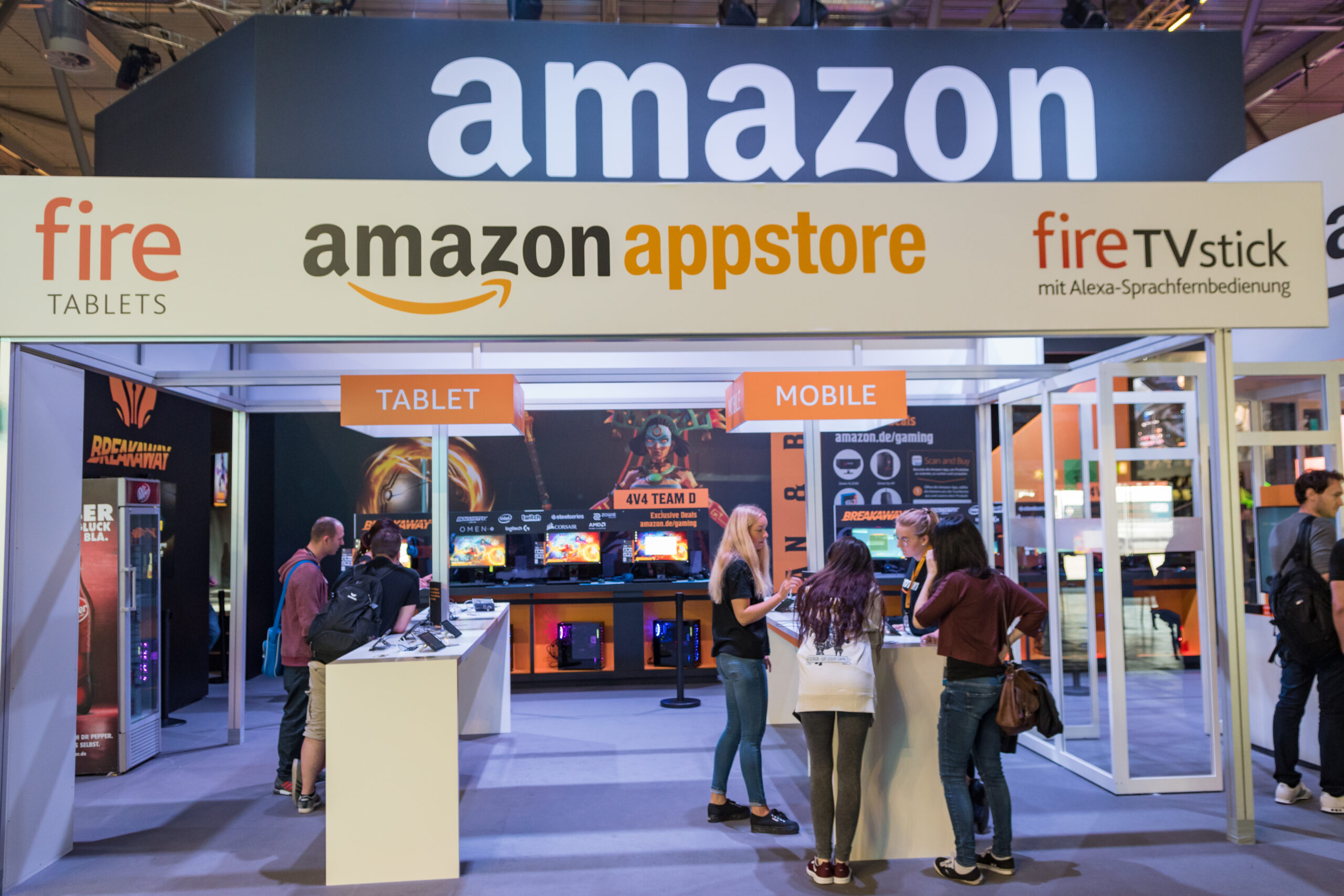 Amazon India Empowers Female Students with Tech Scholarships on International Women’s Day